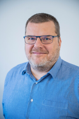 UEP SAV – portrety MB-15